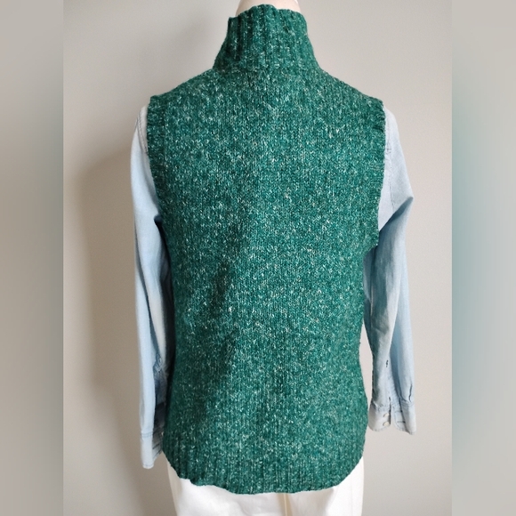 L.L.Bean Wool Blend Cardigan Sweater Vest Cable Knit Green Cozy Size Medium - Picture 11 of 14